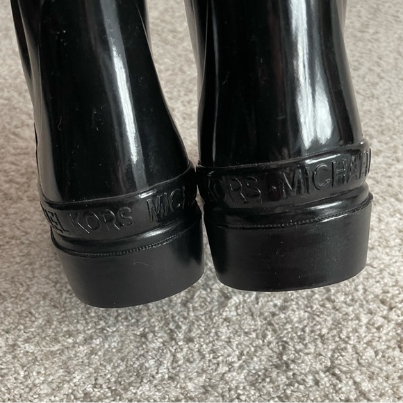 Micheal Micheal Kors Black Glossy Rain Boots Size 6/7 - Picture 7 of 14